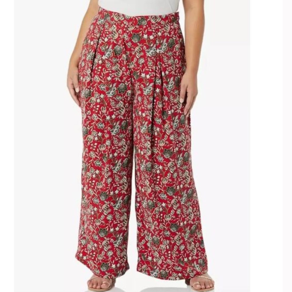 NWT Women’s Making The Cut Red Floral Wide Leg Women's Boho Flowy Pants Small